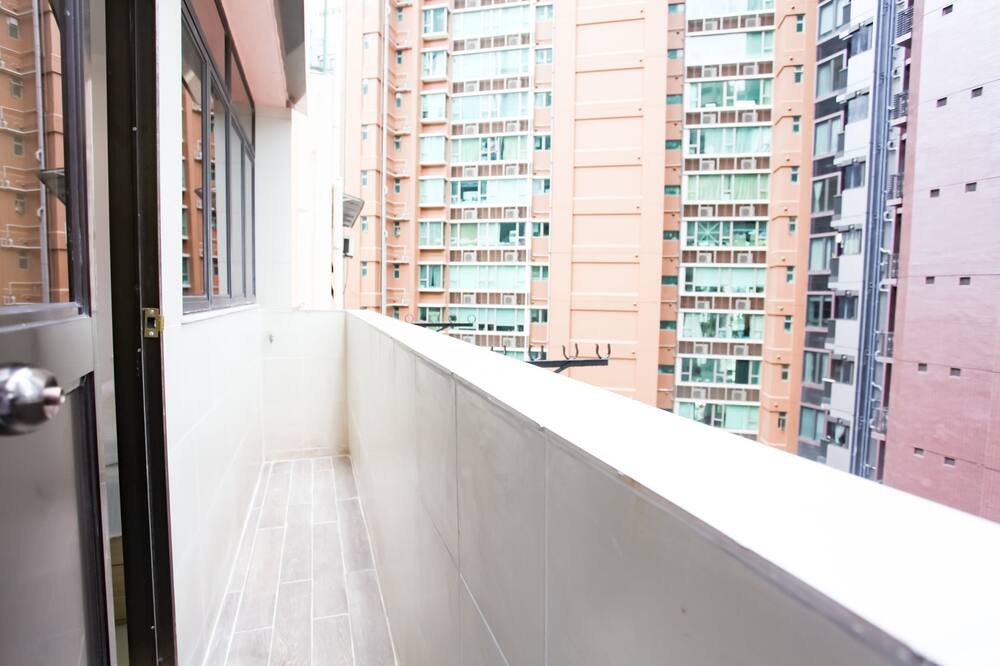 Photo of Patio Balcony in Causeway Bay