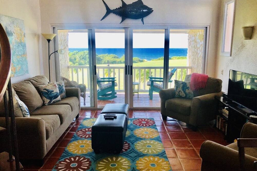 Photo of Livingroom in Cane Bay