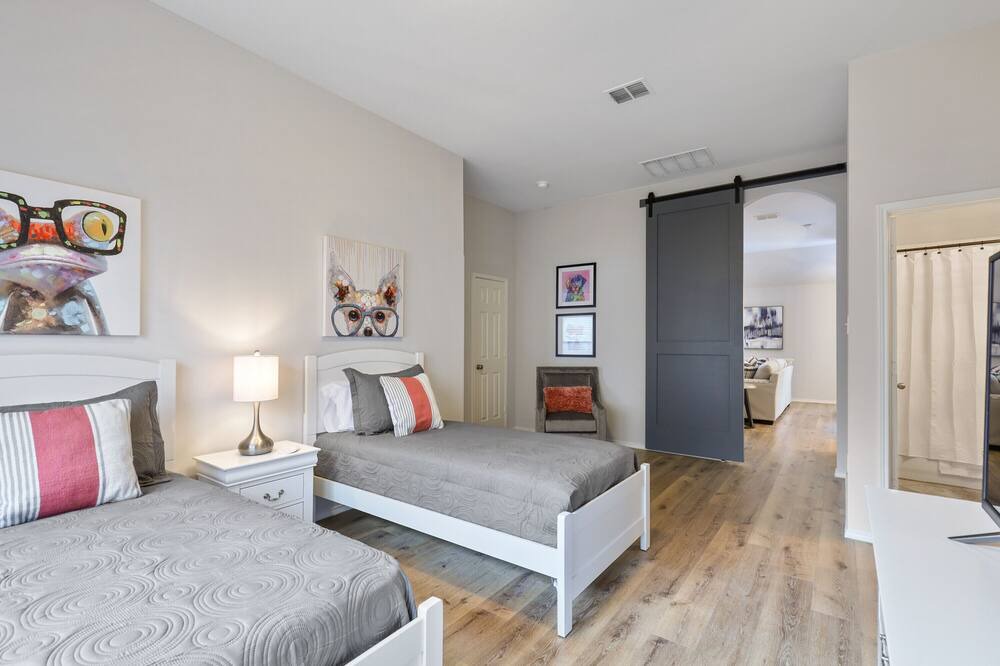 Photo of Bedroom in Little Elm