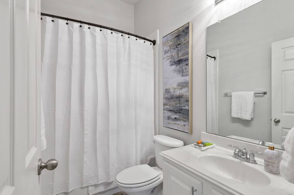 Photo of Bathroom in Little Elm
