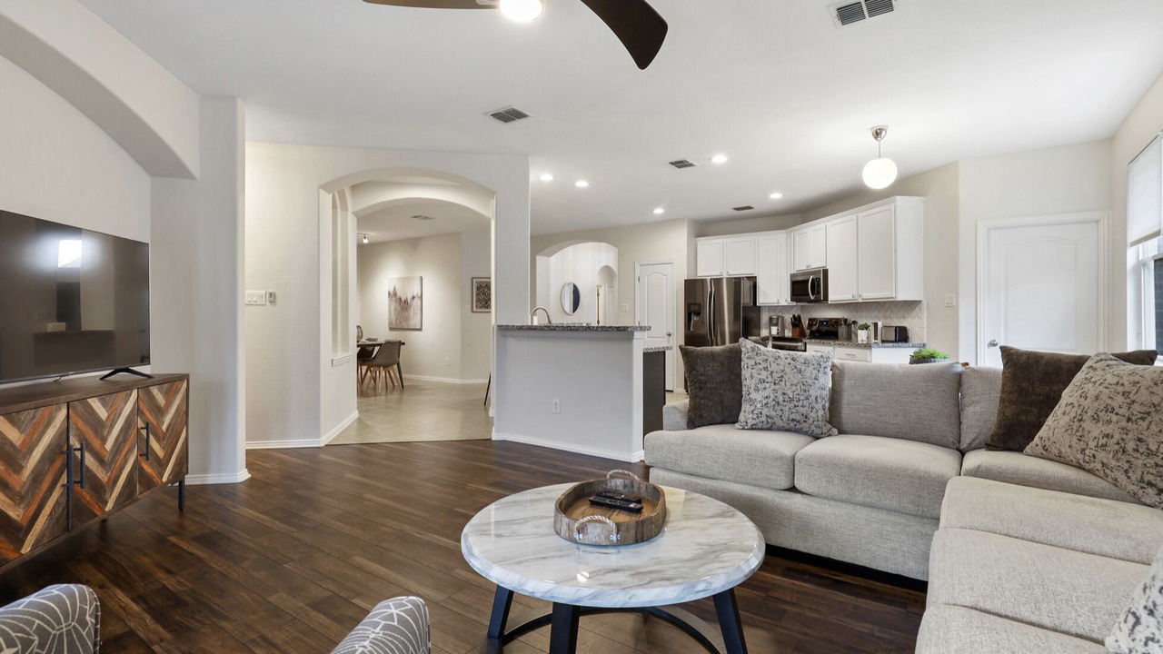 Photo of Livingroom in Little Elm