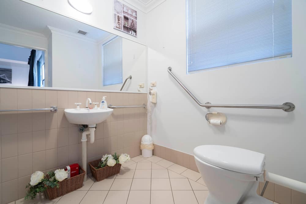 Photo of Bathroom in Northbridge