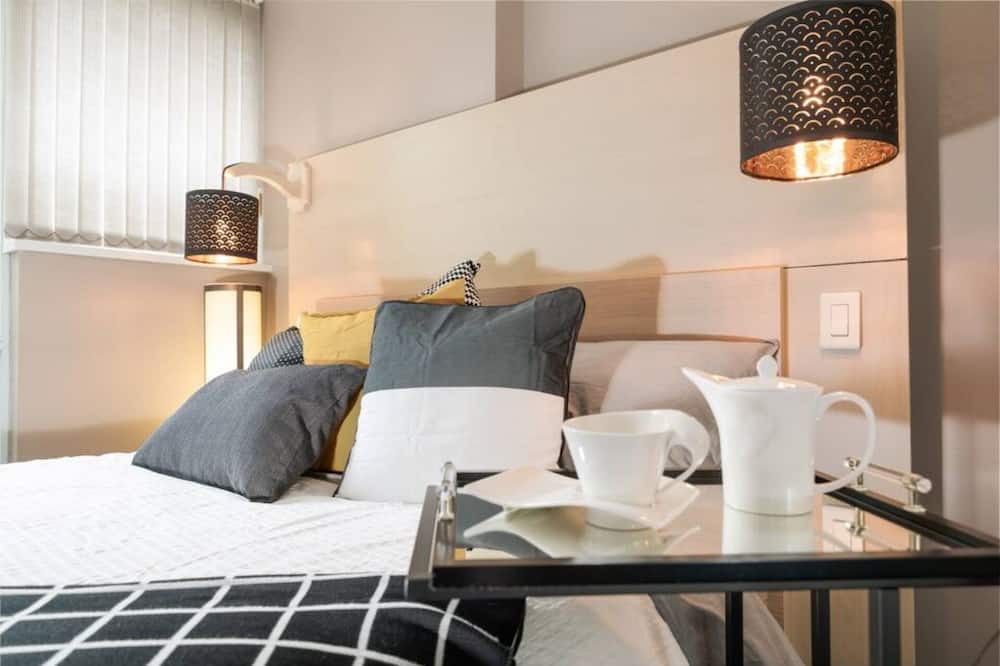 Photo of Bedroom in Coal Harbour