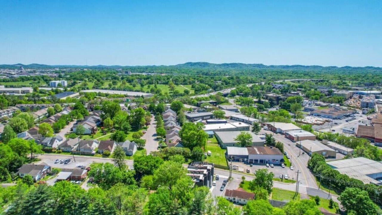 Photo of Outdoor in Hurwood Heights