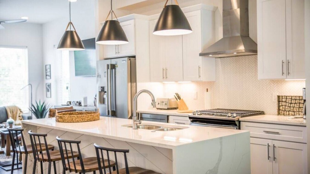 Photo of Kitchen in Hurwood Heights