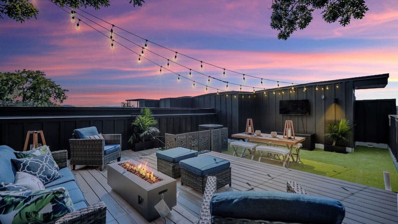 Photo of Patio Balcony in Hurwood Heights