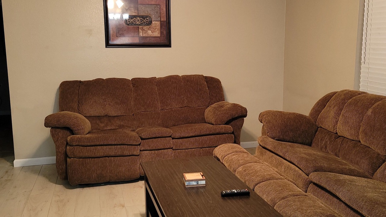Photo of Livingroom in Tehachapi
