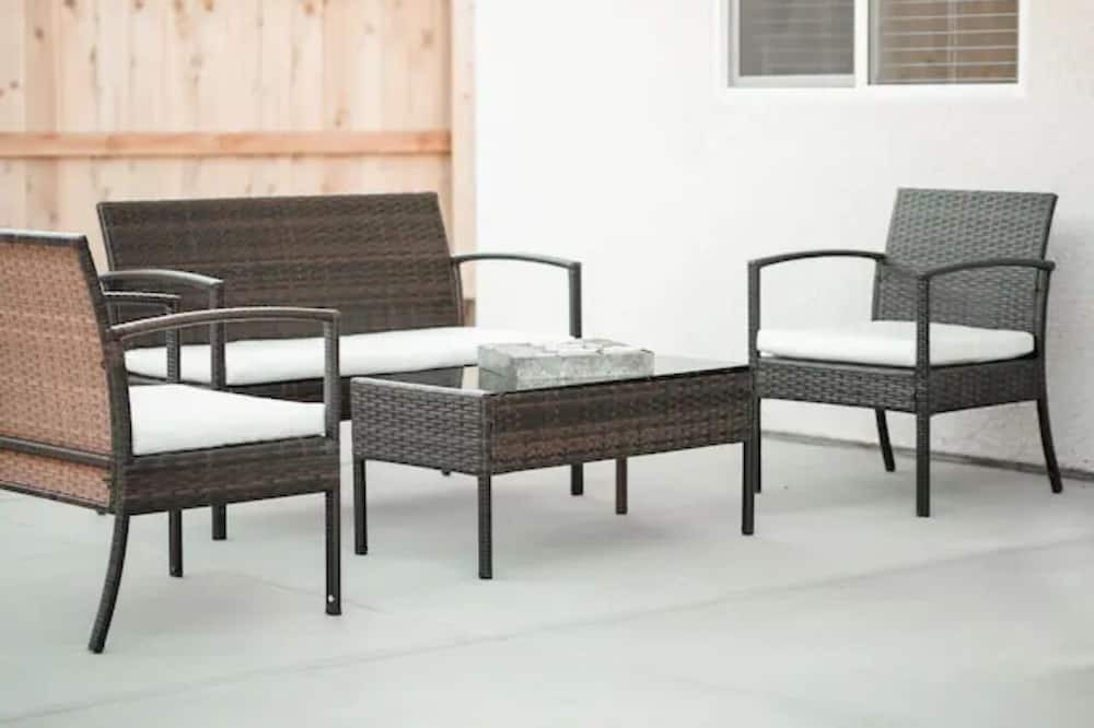 Photo of Patio Balcony in Roosevelt