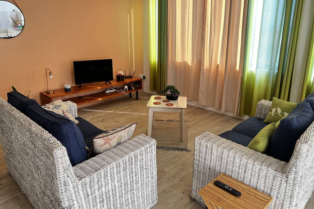 Photo of Livingroom in Pointe Aux Sables