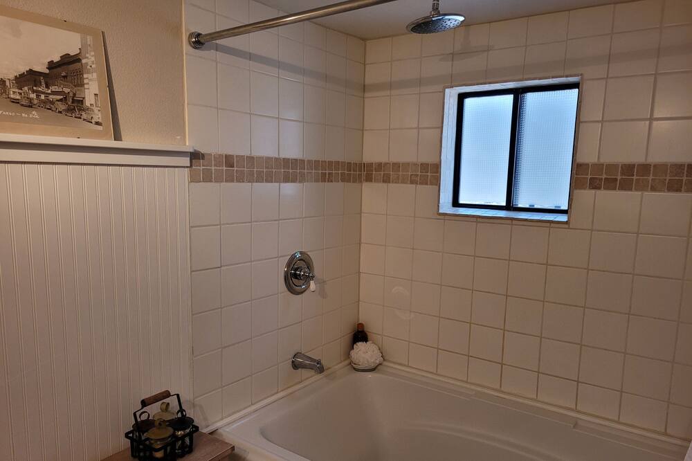Photo of Bathroom in Coal Creek