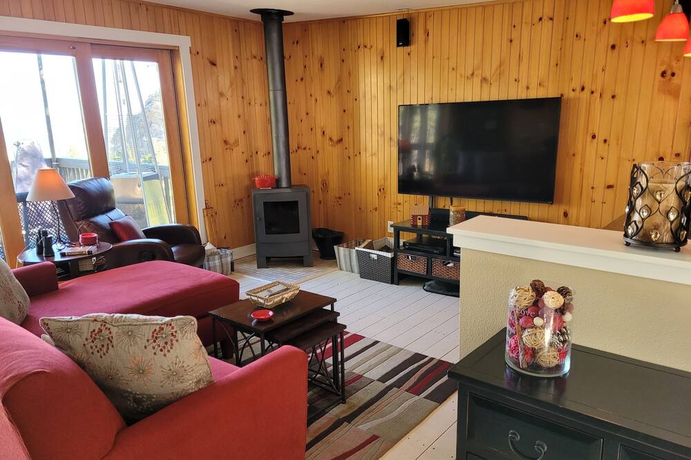Photo of Livingroom in Coal Creek