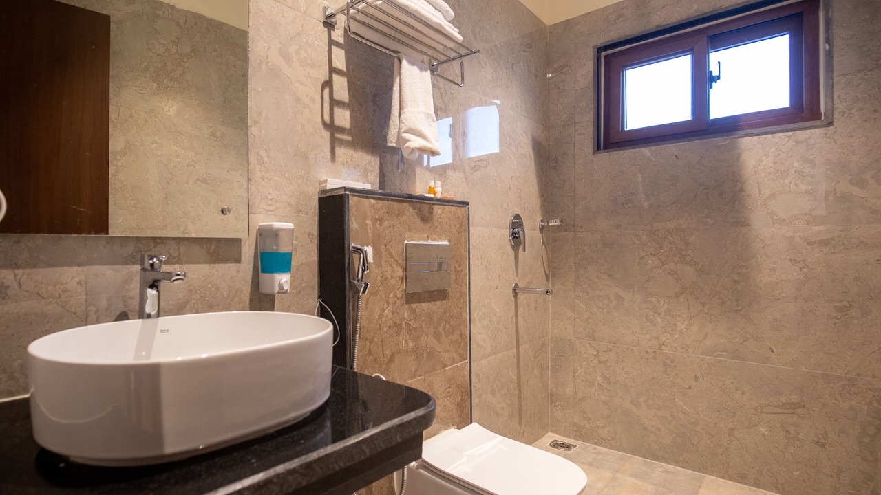 Photo of Bathroom in Manigram
