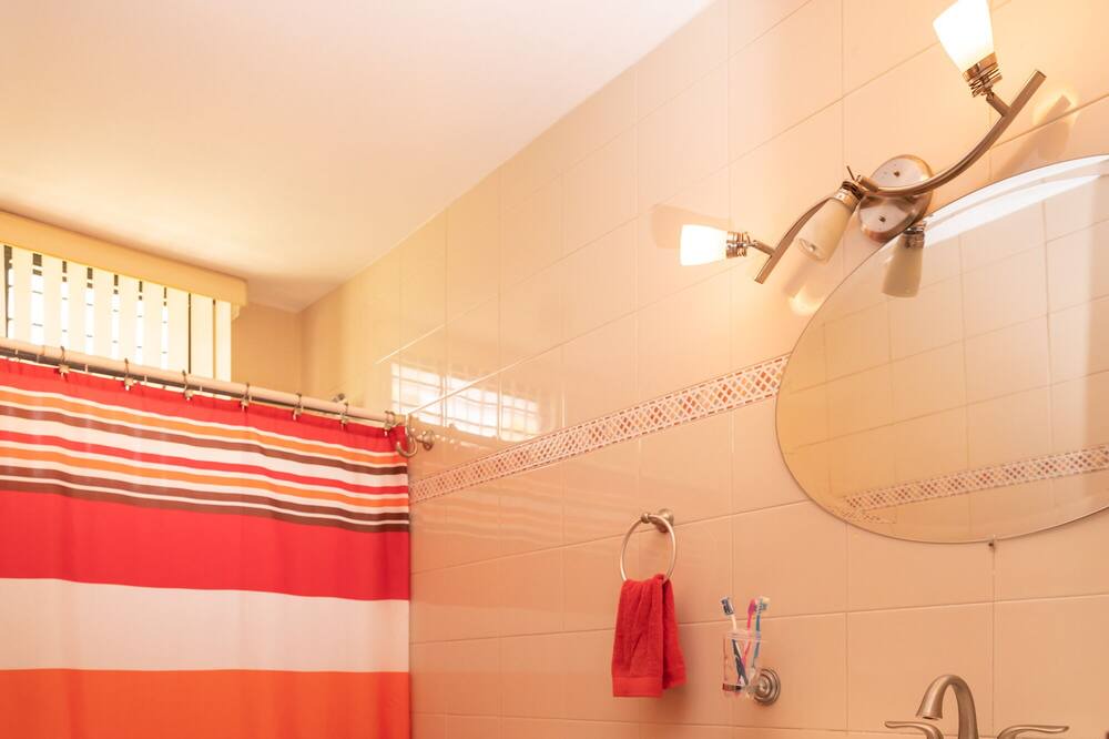 Photo of Bathroom in Cerrillos