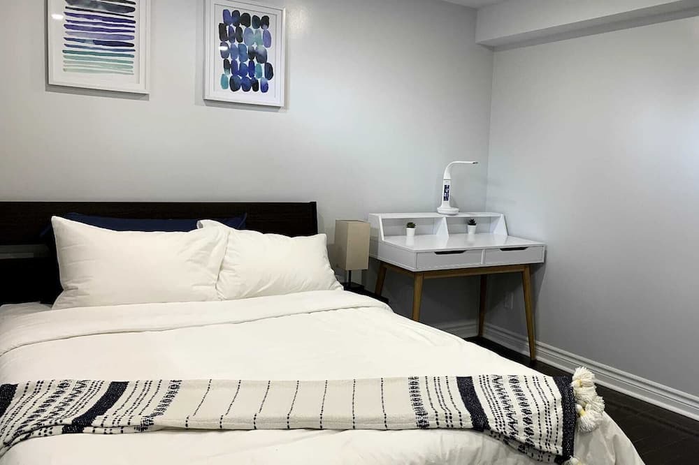 Photo of Bedroom in Hamilton