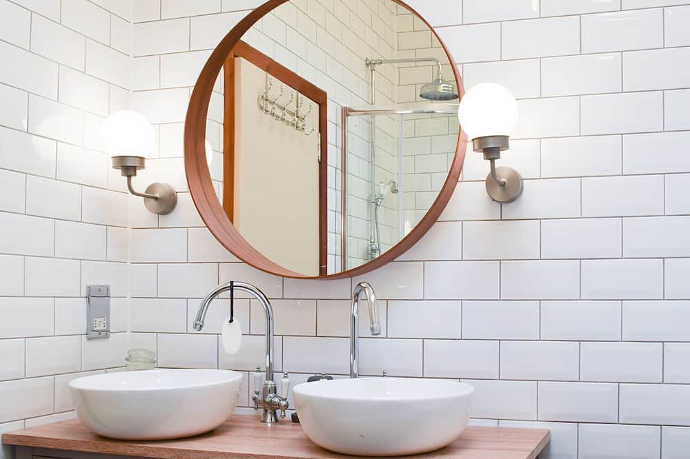 Photo of Bathroom in Leven