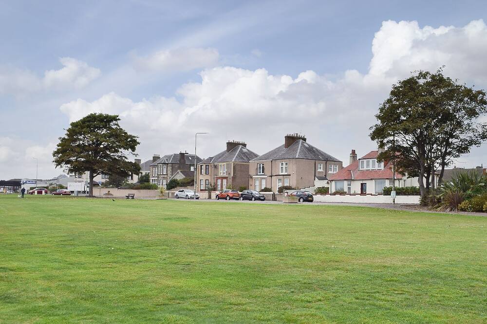 Photo of Outdoor in Leven