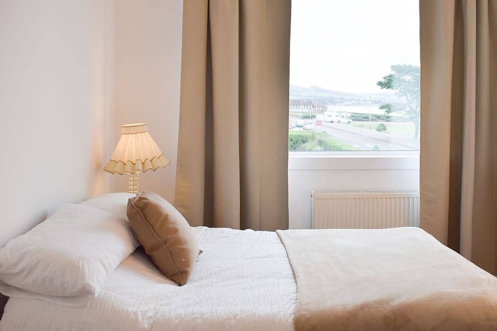 Photo of Bedroom in Leven