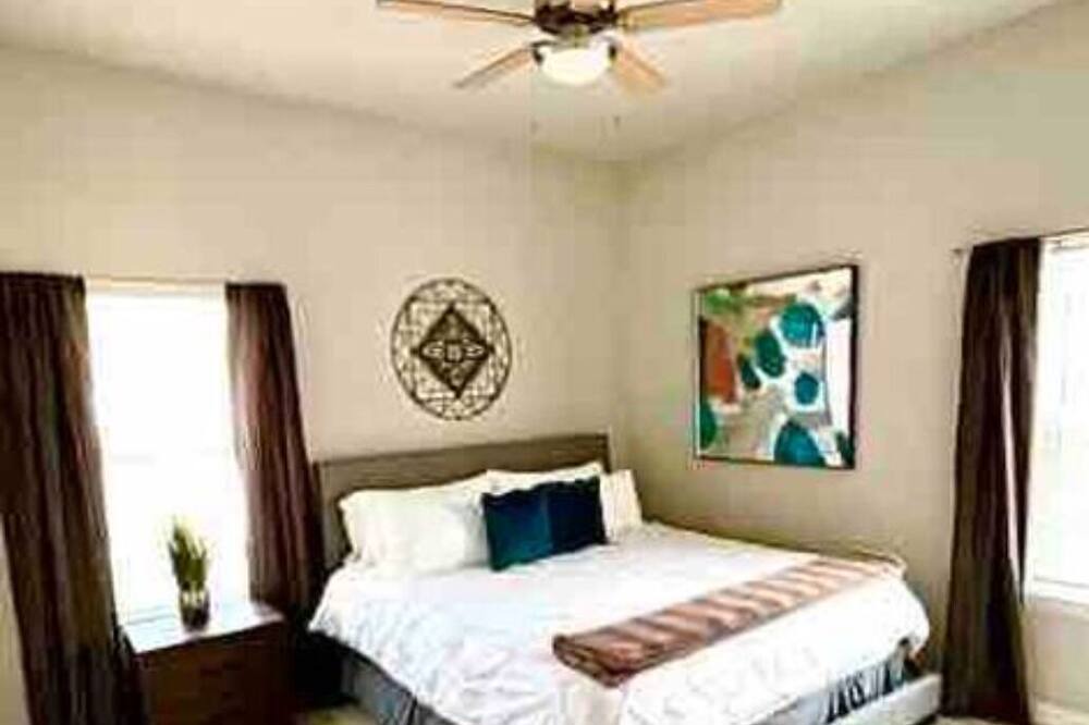 Photo of Bedroom in MacGregor