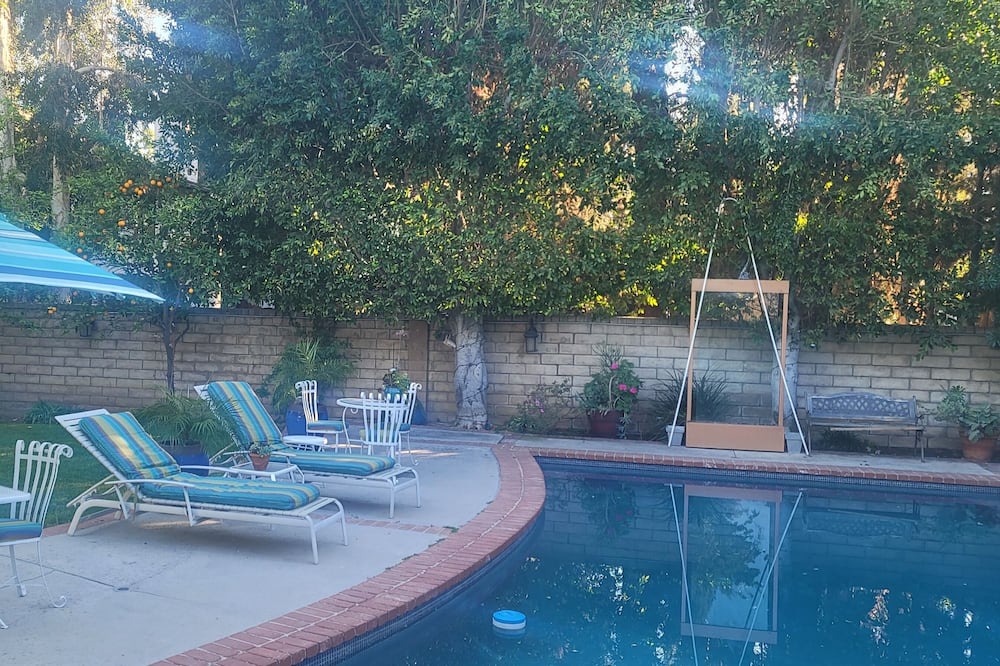 Photo of Outdoor in Reseda