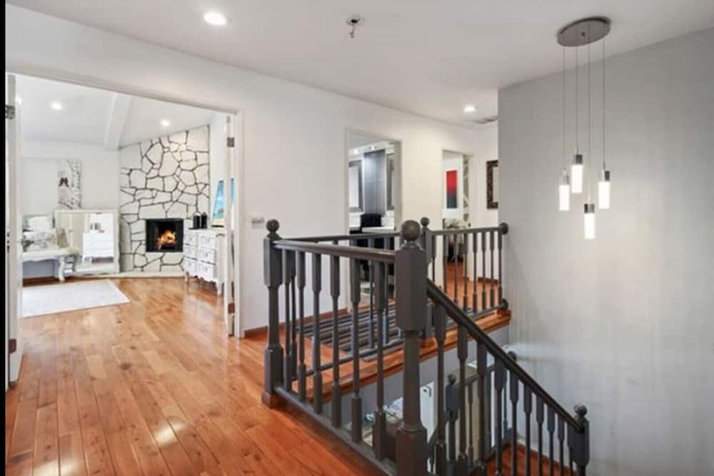 Photo of Bedroom in Reseda