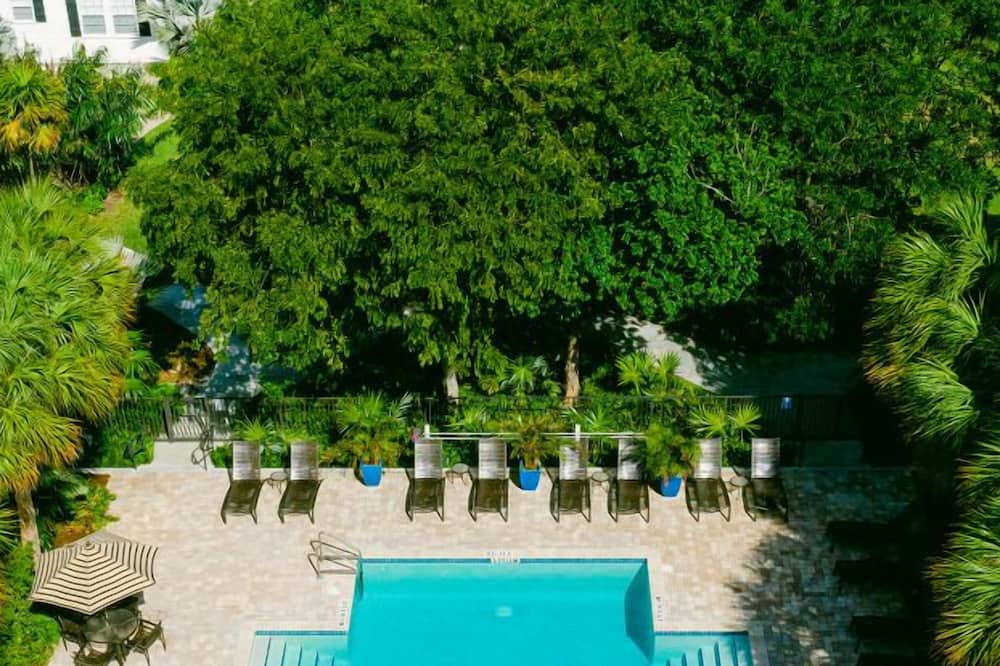 Photo of Outdoor in Marathon
