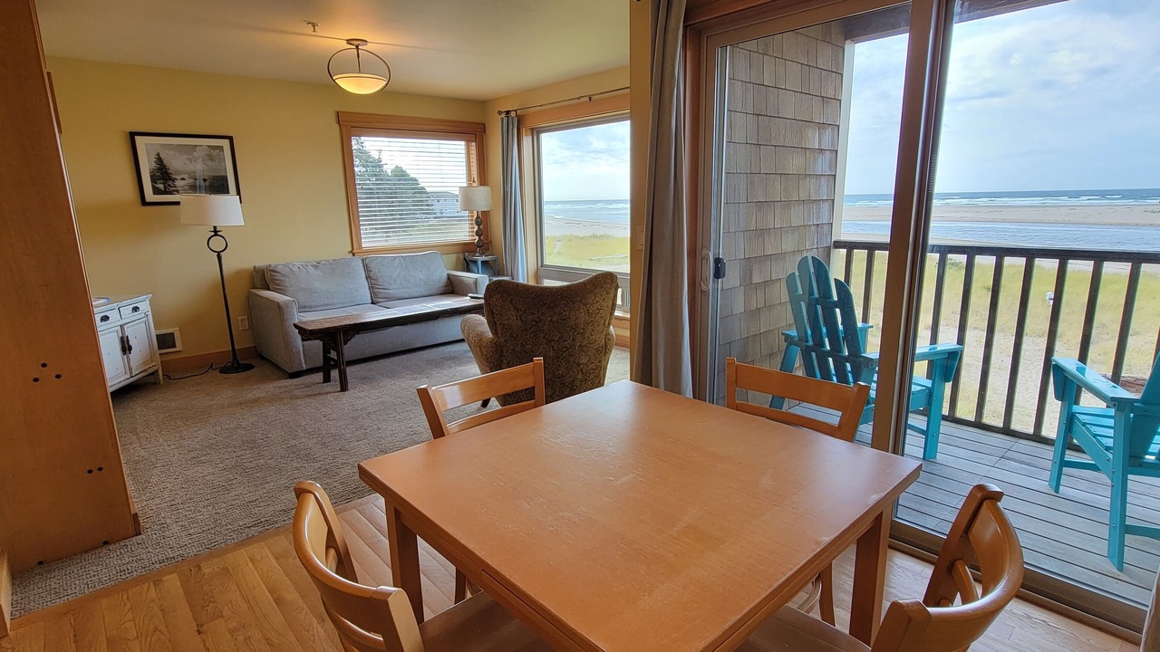 Photo of Bedroom in Cannon Beach