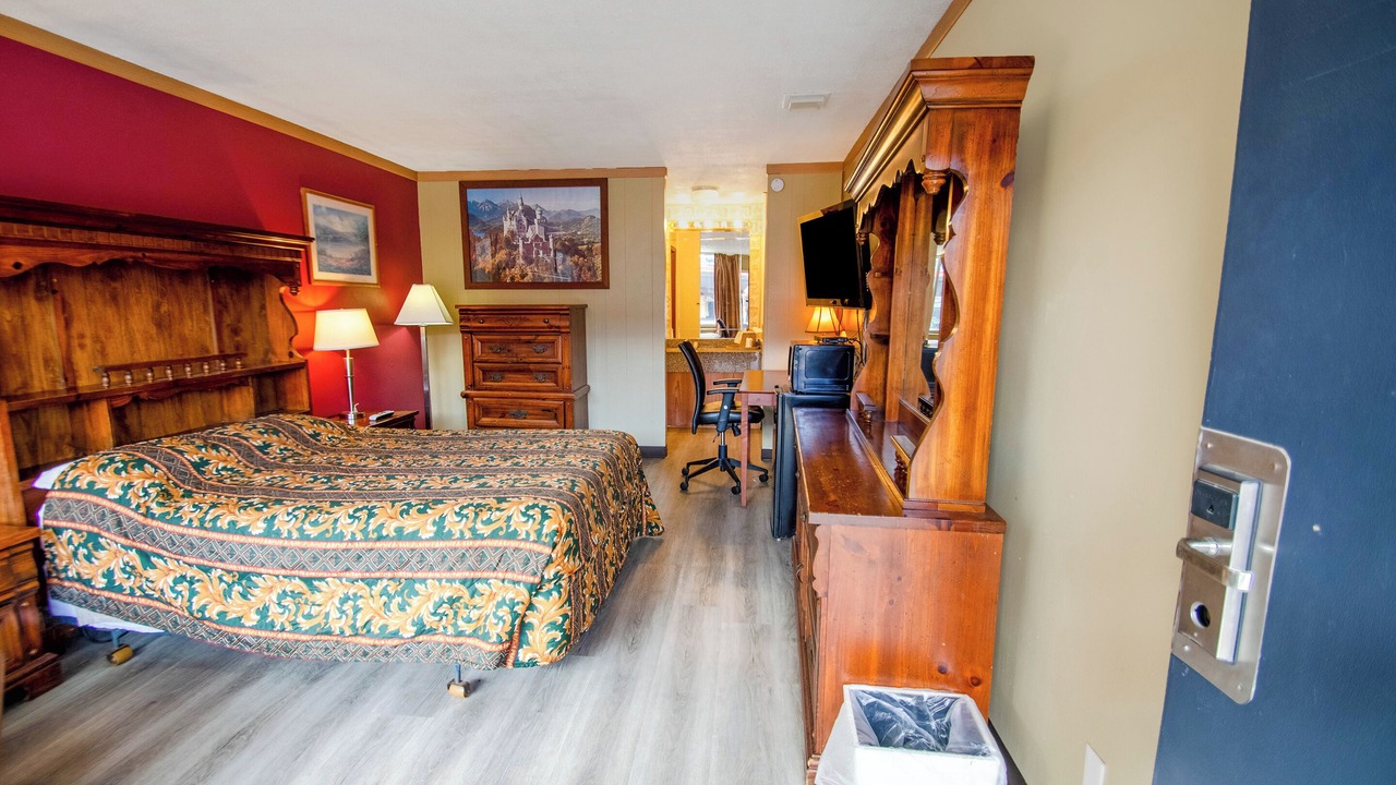 Photo of Bedroom in Goldbond