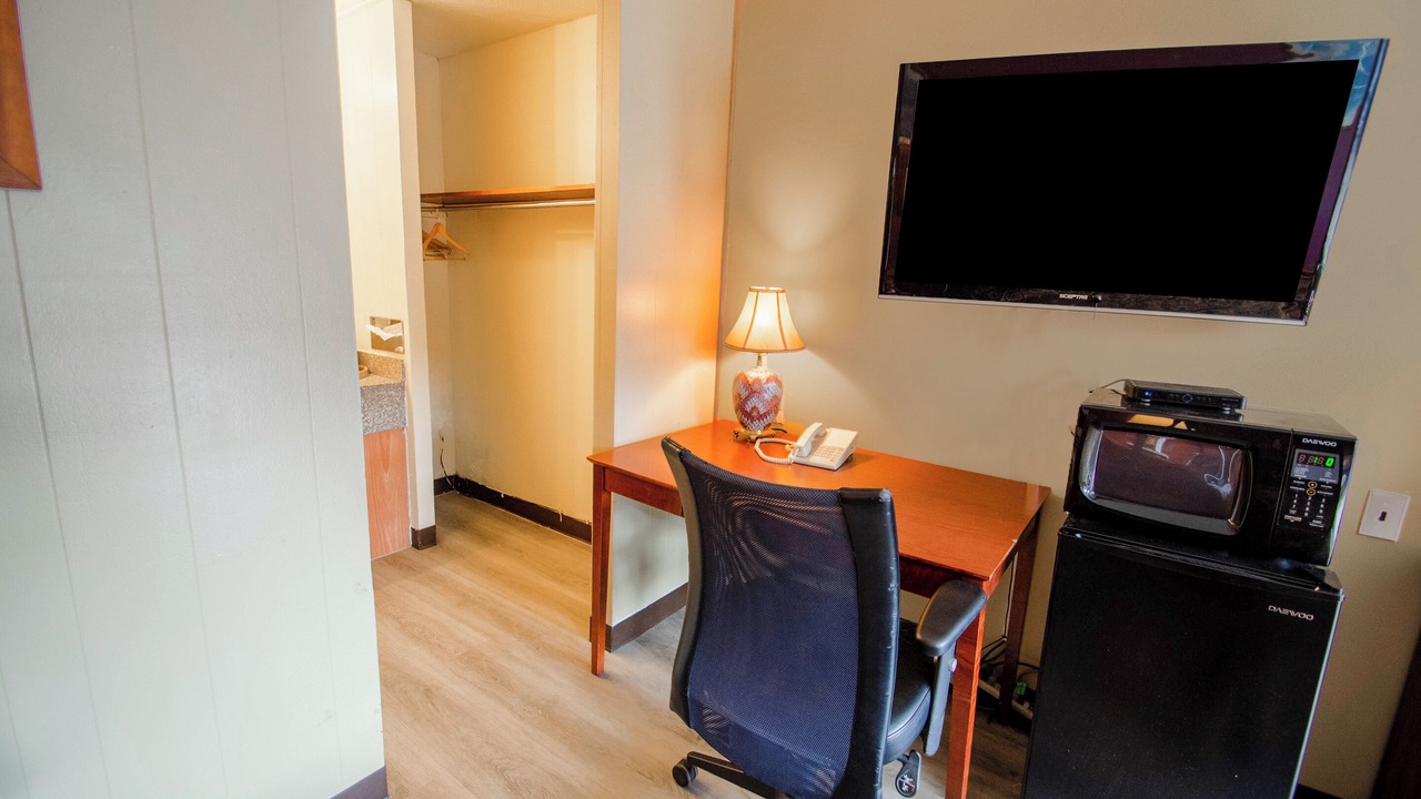 Photo of Bedroom in Goldbond
