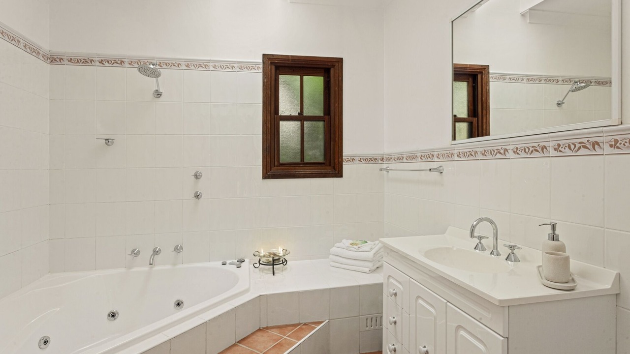 Photo of Bathroom in Wentworth Falls