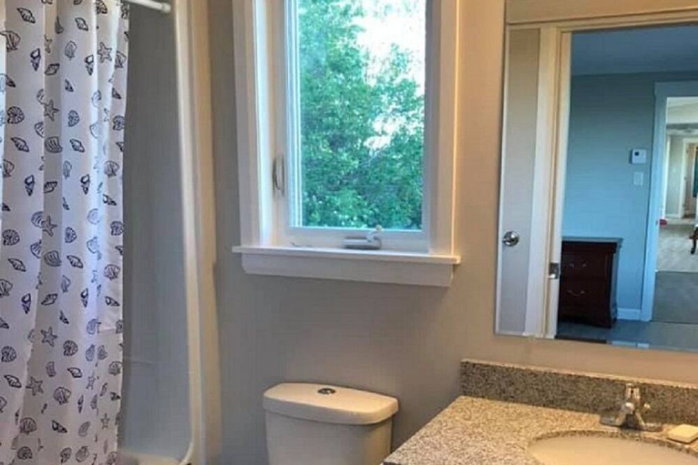 Photo of Bathroom in Morell