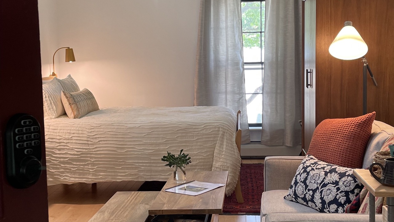 Photo of Livingroom in Brattleboro