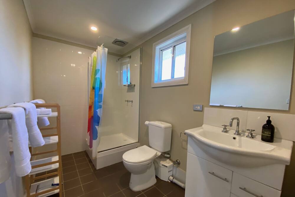 Photo of Bathroom in Scone