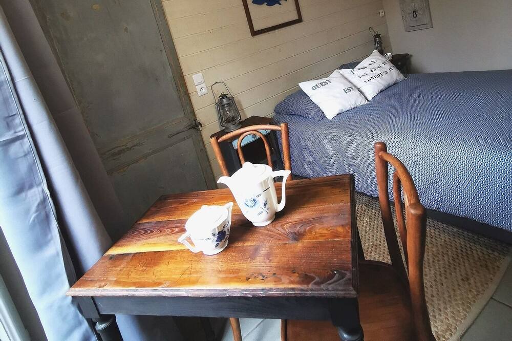 Photo of Bedroom in Ploubazlanec