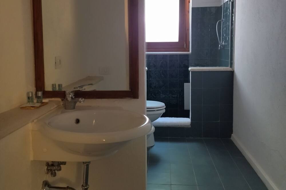 Photo of Bathroom in Melizzano
