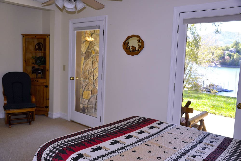 Photo of Outdoor in Hiawassee