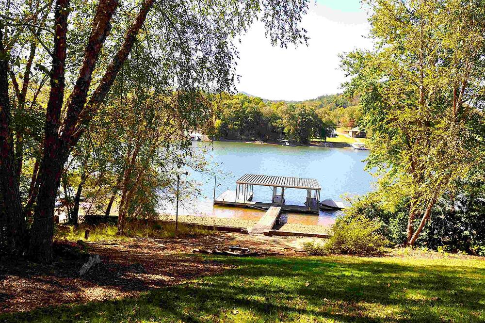 Photo of Outdoor in Hiawassee