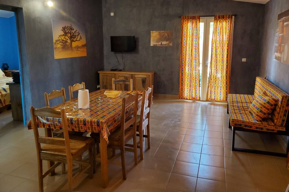 Photo of Livingroom in Yayem