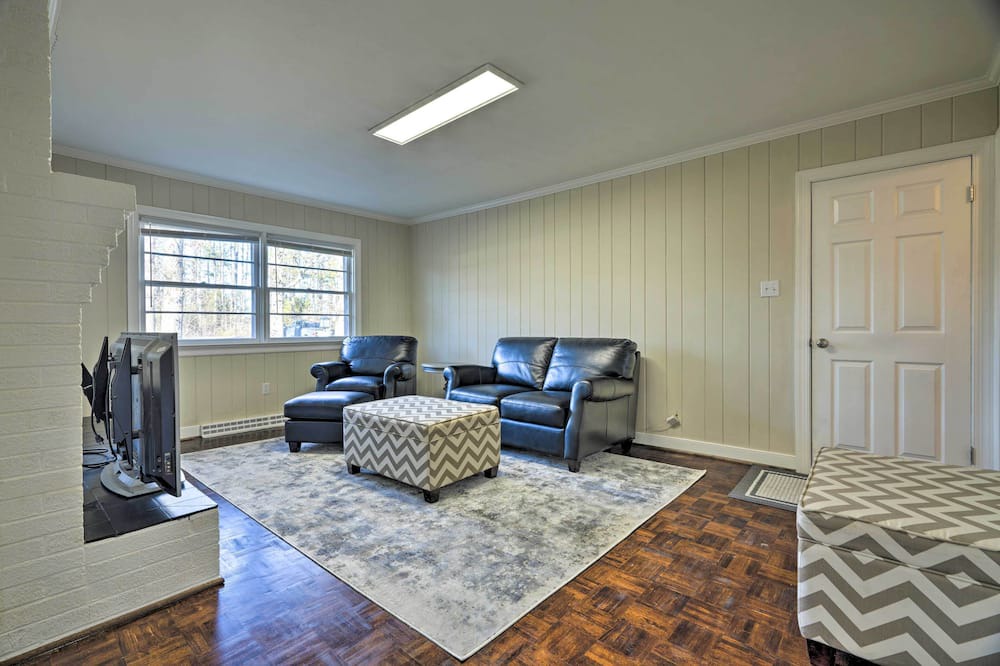 Photo of Bedroom in Midlothian