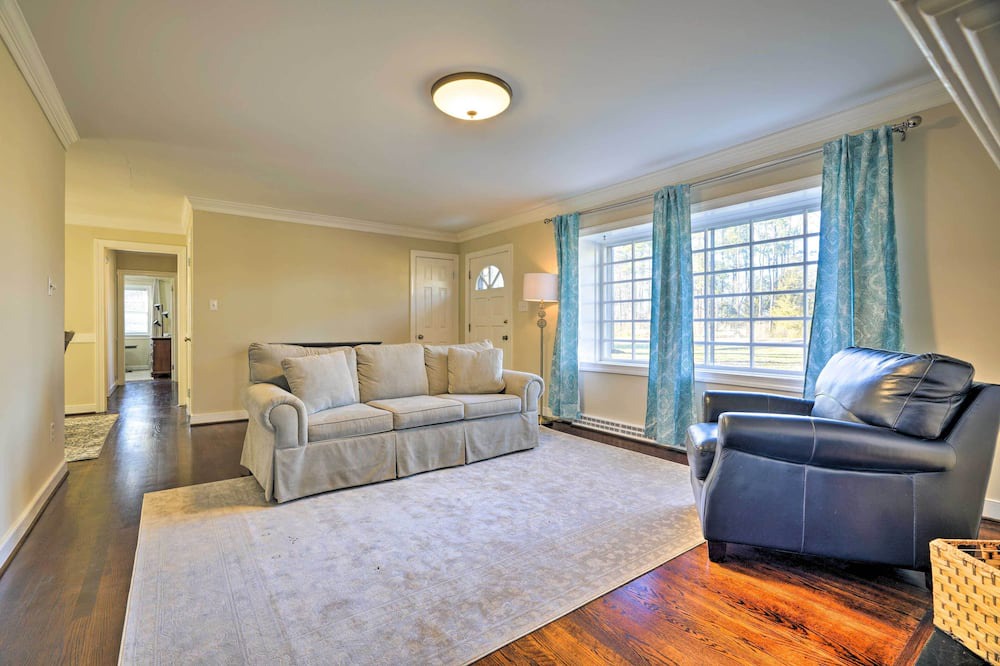 Photo of Bedroom in Midlothian