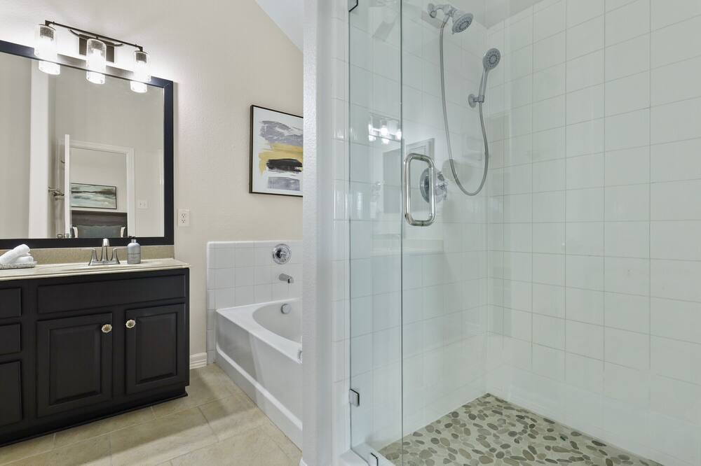Photo of Bathroom in Little Elm