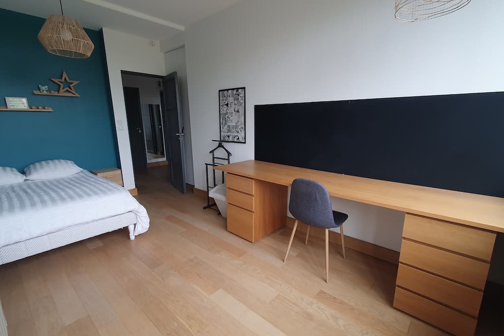 Photo of Bedroom in Talence