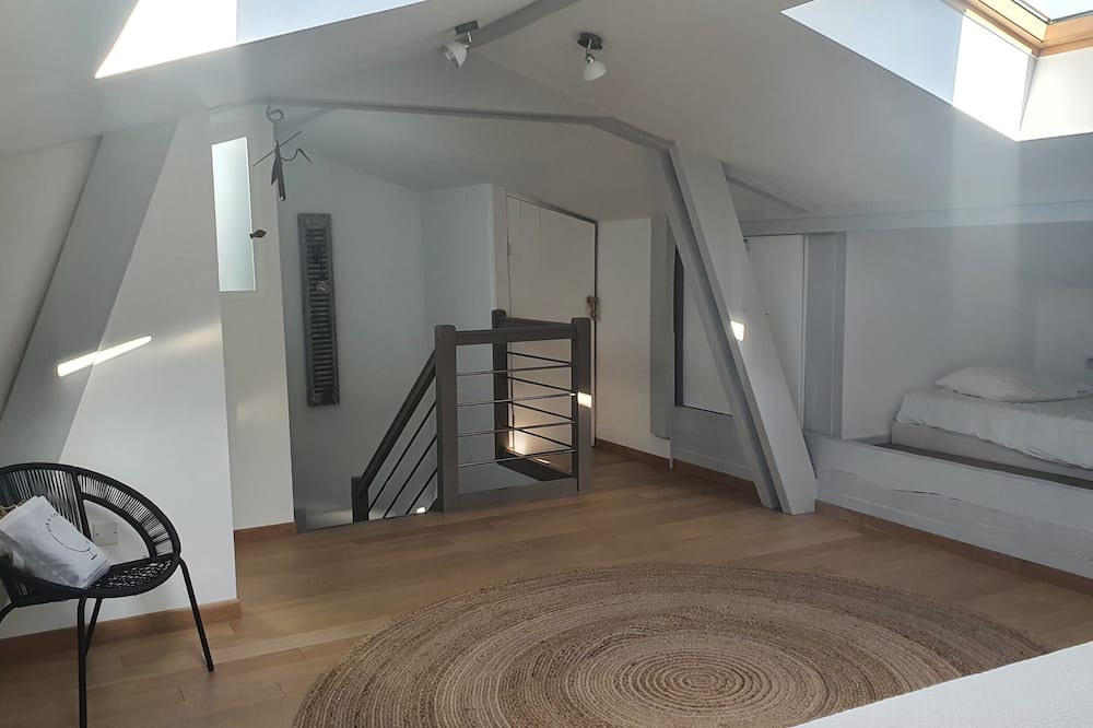 Photo of Bedroom in Talence