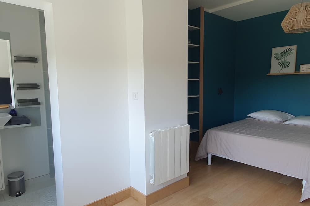 Photo of Bedroom in Talence