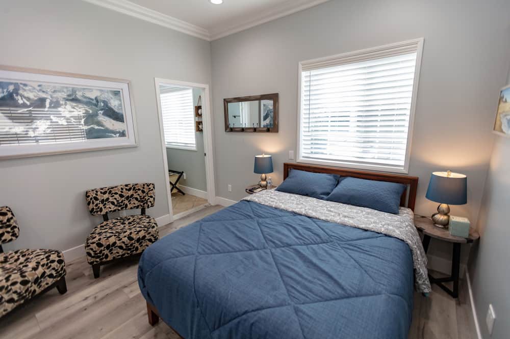 Photo of Bedroom in Reseda