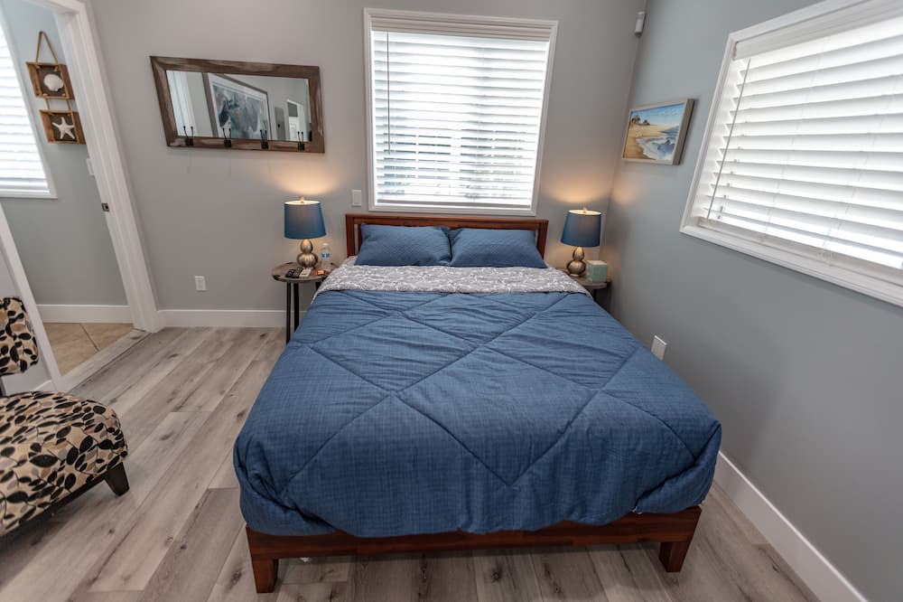Photo of Bedroom in Reseda