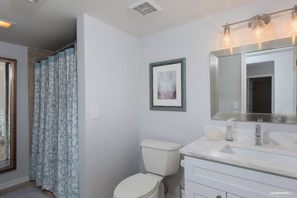 Photo of Bathroom in Buenavante