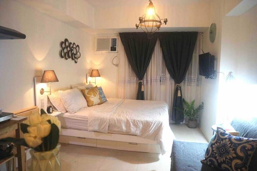 Photo of Bedroom in Paco