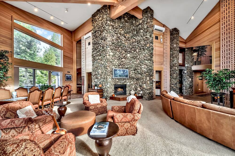 Photo of Livingroom in Glenbrook