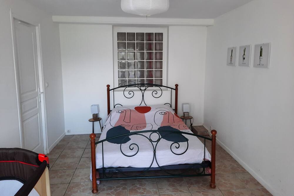 Photo of Bedroom in Contres