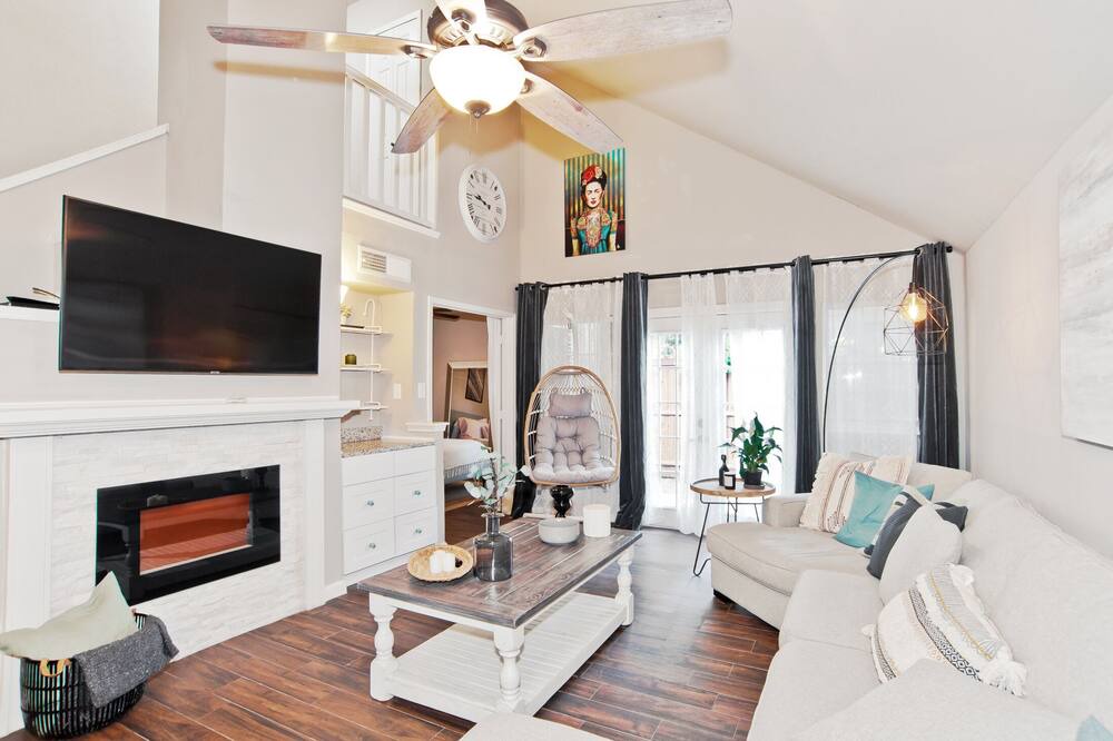 Photo of Bedroom in Valley Ranch